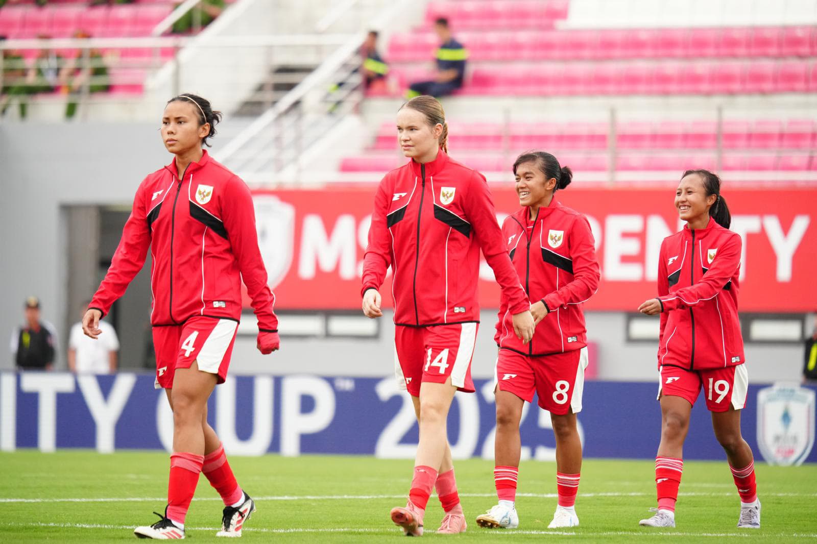 Isa Warps op het veld